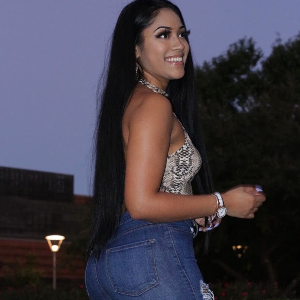 Meet your Posher, Arabella